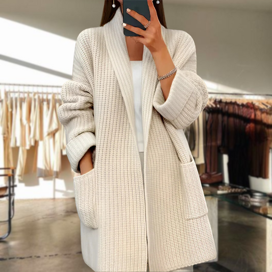 Amelia - Classy Cardigan